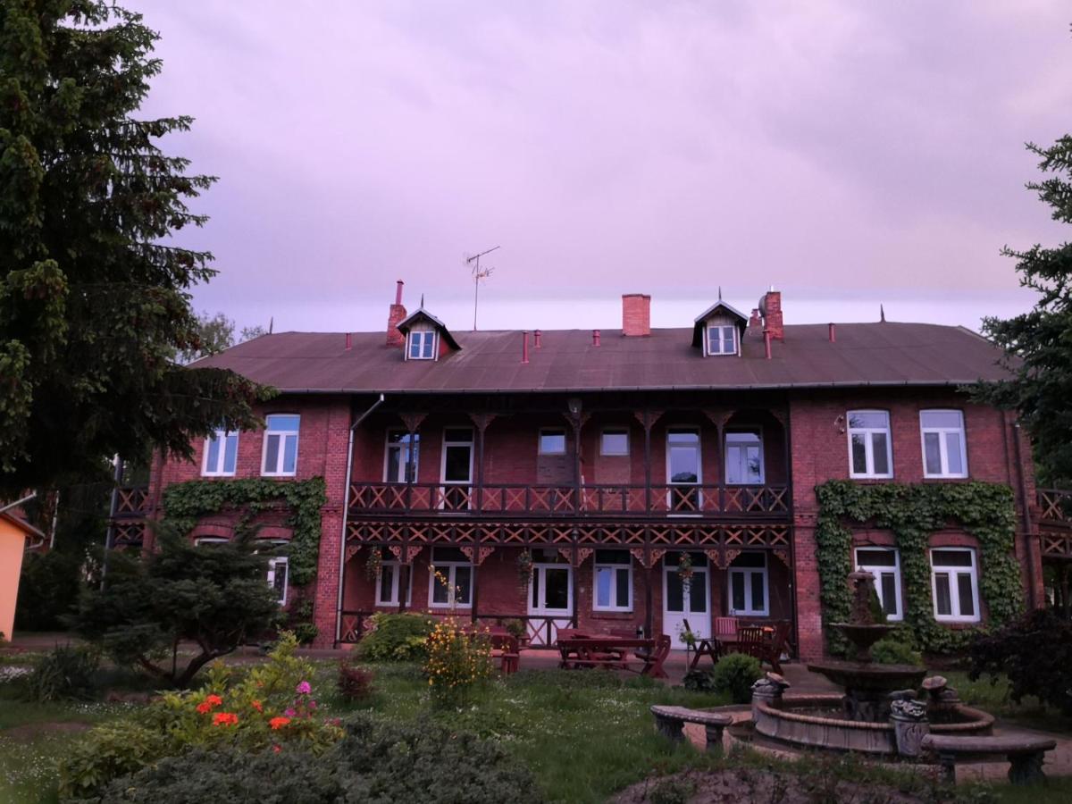 Hôtel Osrodek Wypoczynkowy Janowka à Ciechocinek Extérieur photo